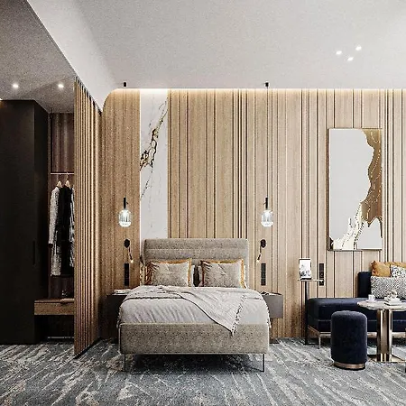 Crowne Plaza By Ihg