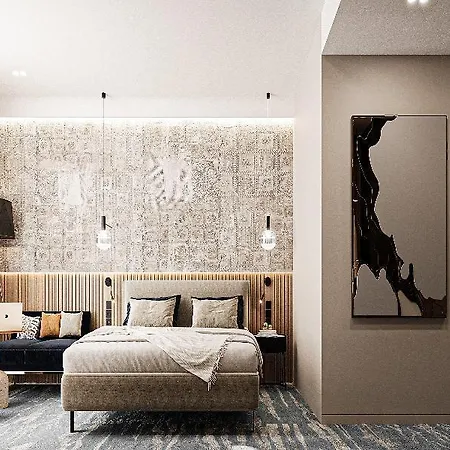 Crowne Plaza By Ihg 5*