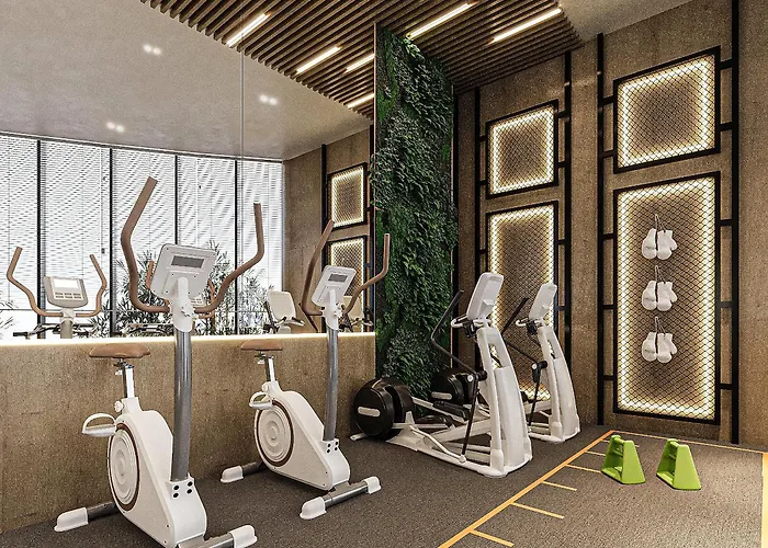 Crowne Plaza By Ihg 5*