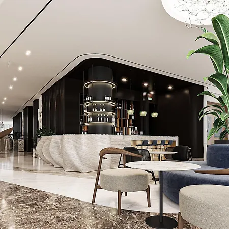Crowne Plaza By Ihg Hotel 5*