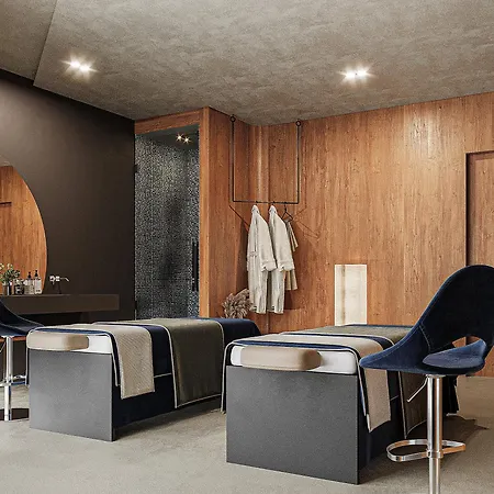 Hotel Crowne Plaza By Ihg 5*