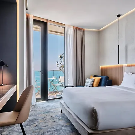 Crowne Plaza By Ihg Hotel Durrës