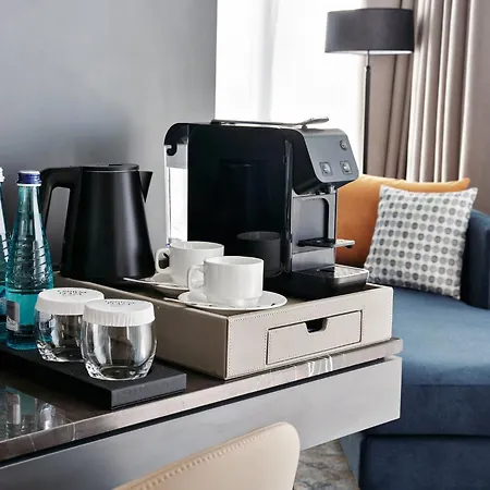 Crowne Plaza By Ihg 5* Durrës