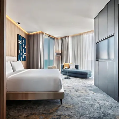Crowne Plaza By Ihg ホテル 5*
