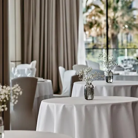 Crowne Plaza By Ihg ホテル 5*