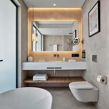 Crowne Plaza By Ihg Hotel Durrës