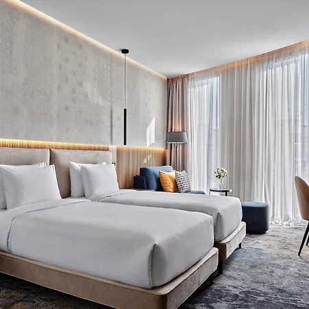 Crowne Plaza By Ihg 5* ドゥラス