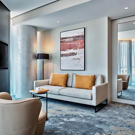 Crowne Plaza By Ihg ホテル ドゥラス