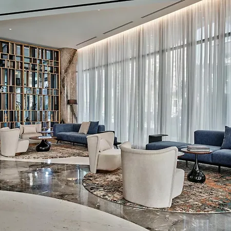 Crowne Plaza By Ihg 5*