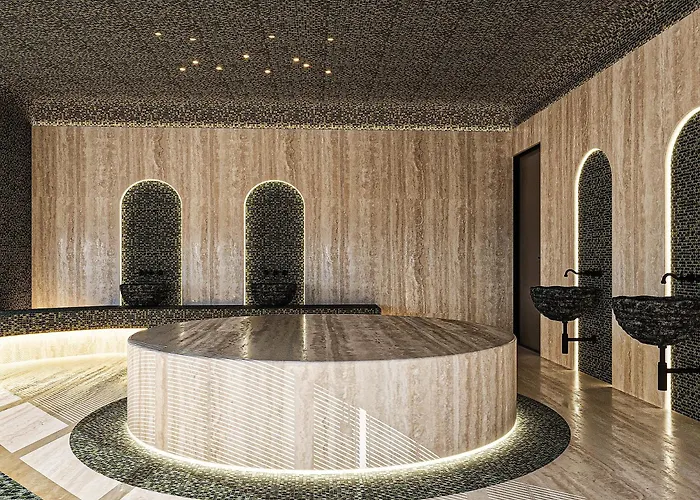 Crowne Plaza By Ihg Hotel