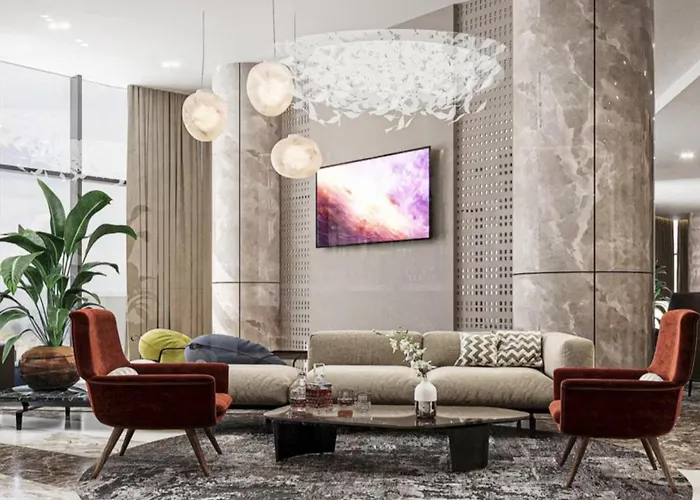 Crowne Plaza By Ihg 5*